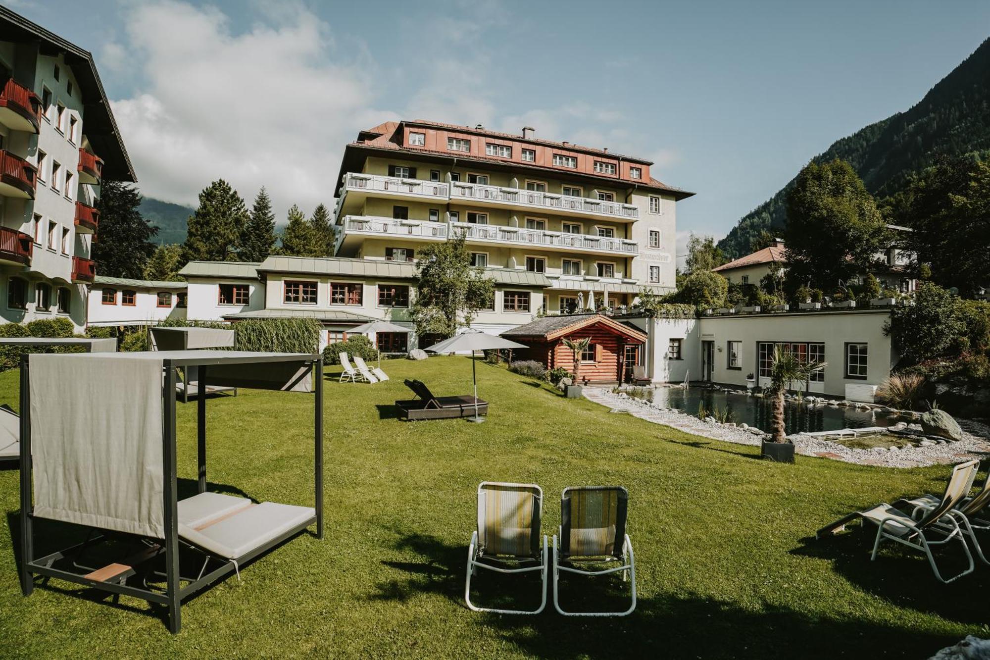 Hotel Rauscher - Das Naturteichparadies Bad Hofgastein Exterior photo